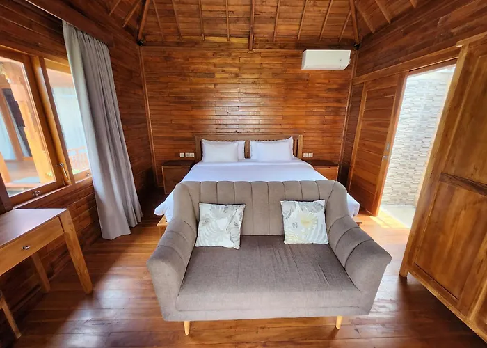 Luena Villa *